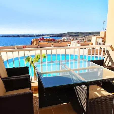 Beach And Pool View , 4 People, And Free Wifi Appartamento *