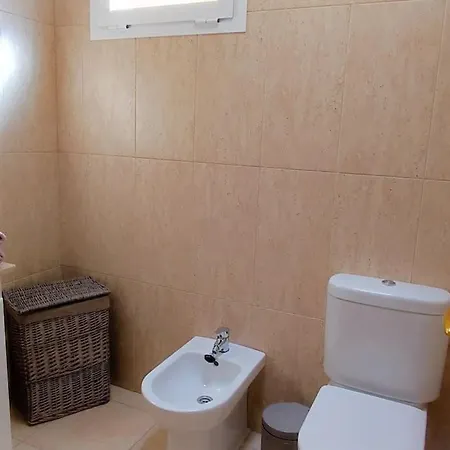 Apartmán Beach And Pool View , 4 People, And Free Wifi *